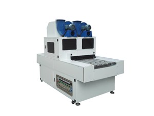 使用風(fēng)機(jī)冷卻UV燈管為什么要抽風(fēng)而不能吹風(fēng)？